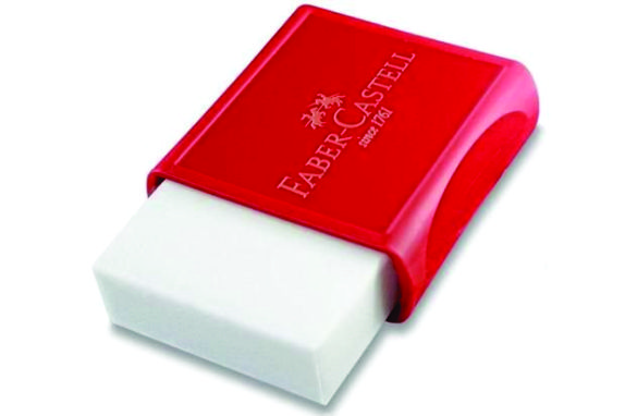 Borracha com capa plástica protetora